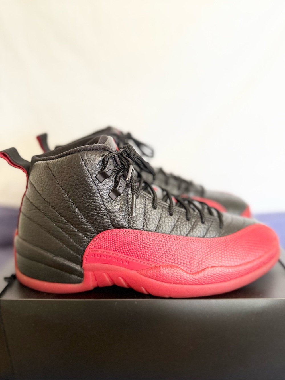 AUTHENTIC Jordan 12 Retro Flu Game size 9 CT8013-002 2025 PRE-OWNED